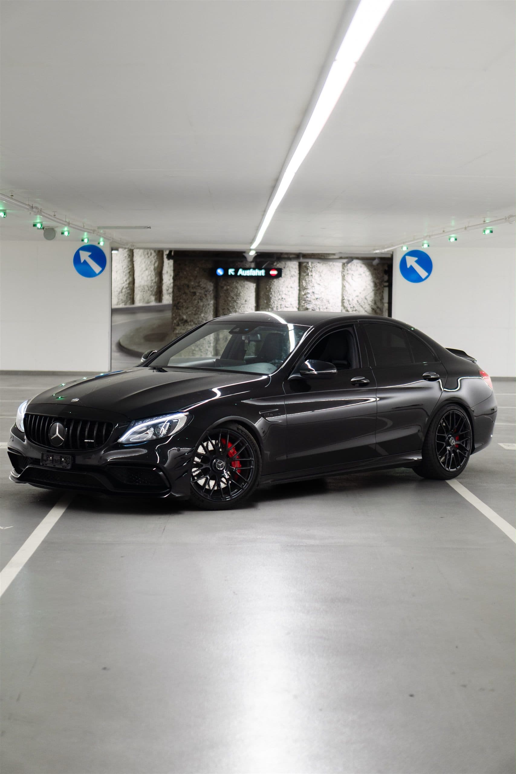 Mercedes-AMG C63S Limousine